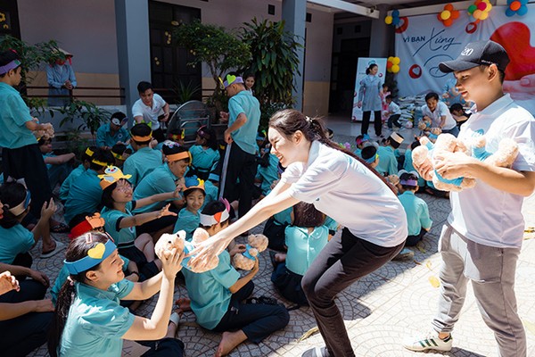 Biểu tượng hộp quà với ưu đãi độc quyền